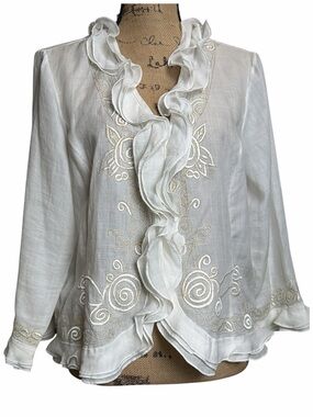 Neiman Marcus White Linen Ruffled Embroidered Blouse. NWT. Size. X-Large
